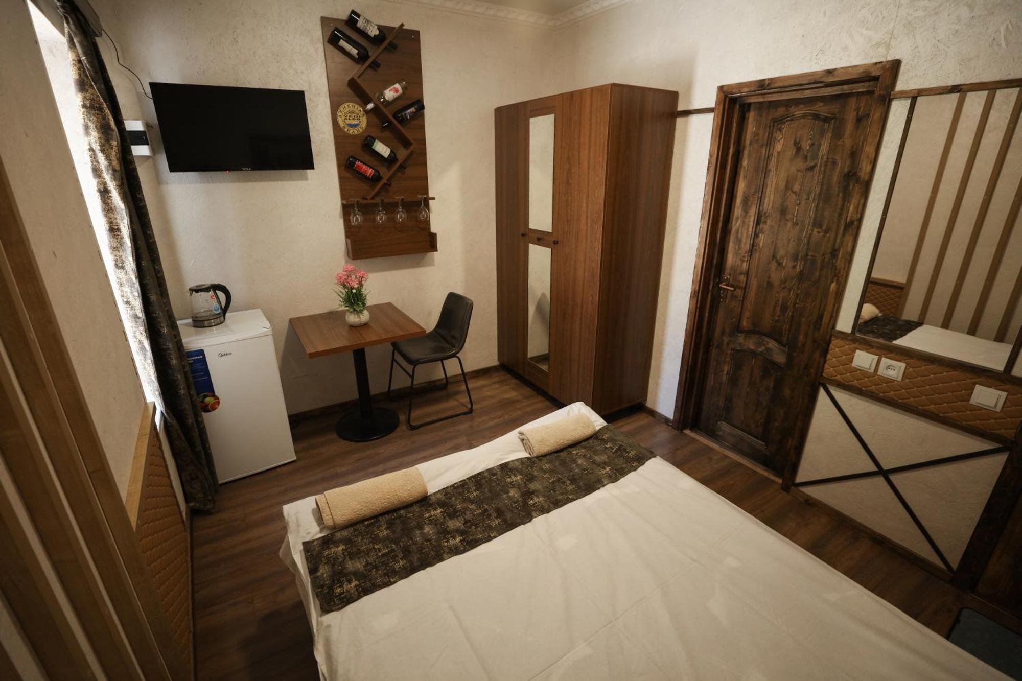 U Ashota Hotel Yerevan Ngoại thất bức ảnh